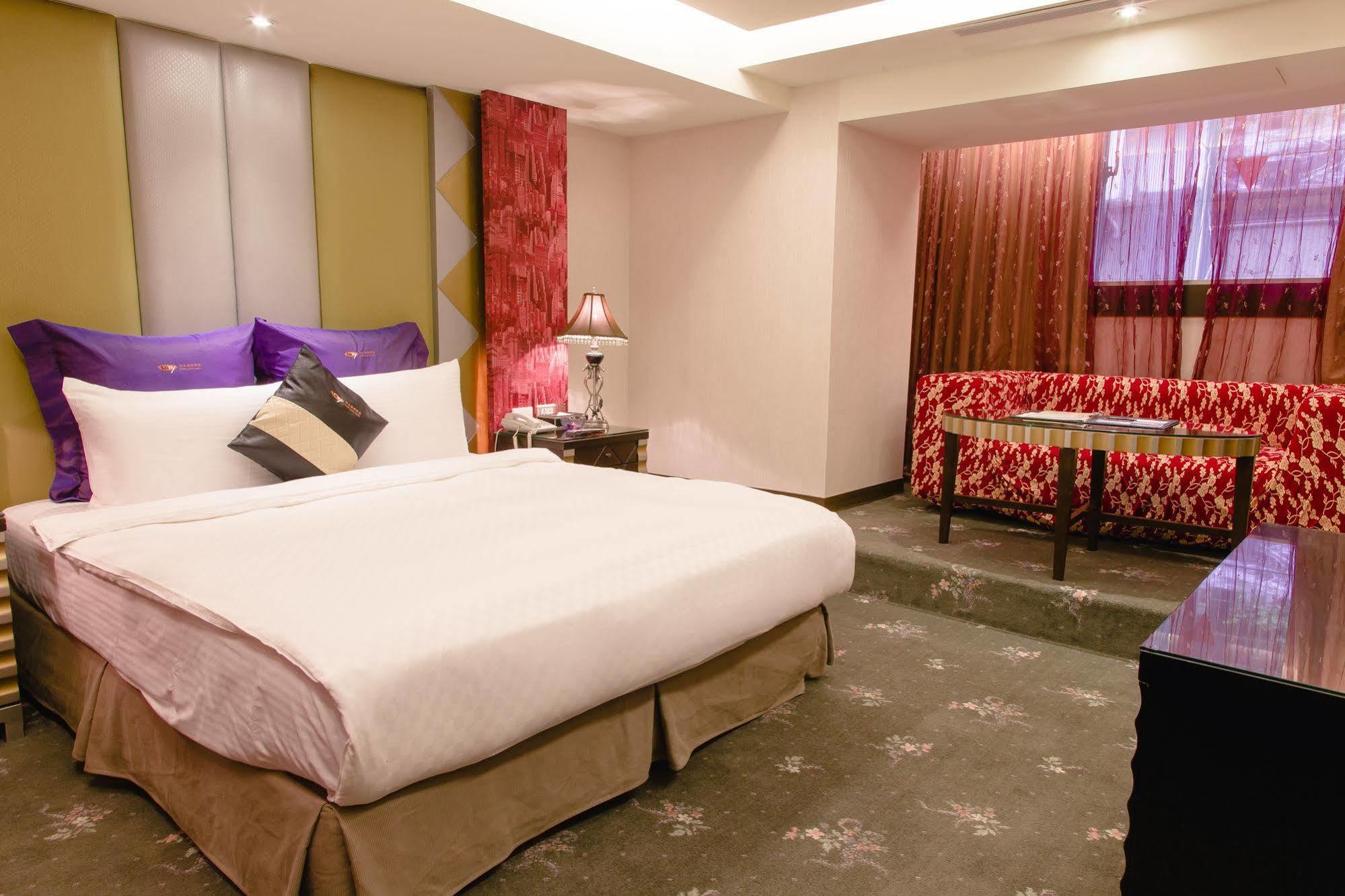 Taipei Lotty Hotel Екстериор снимка