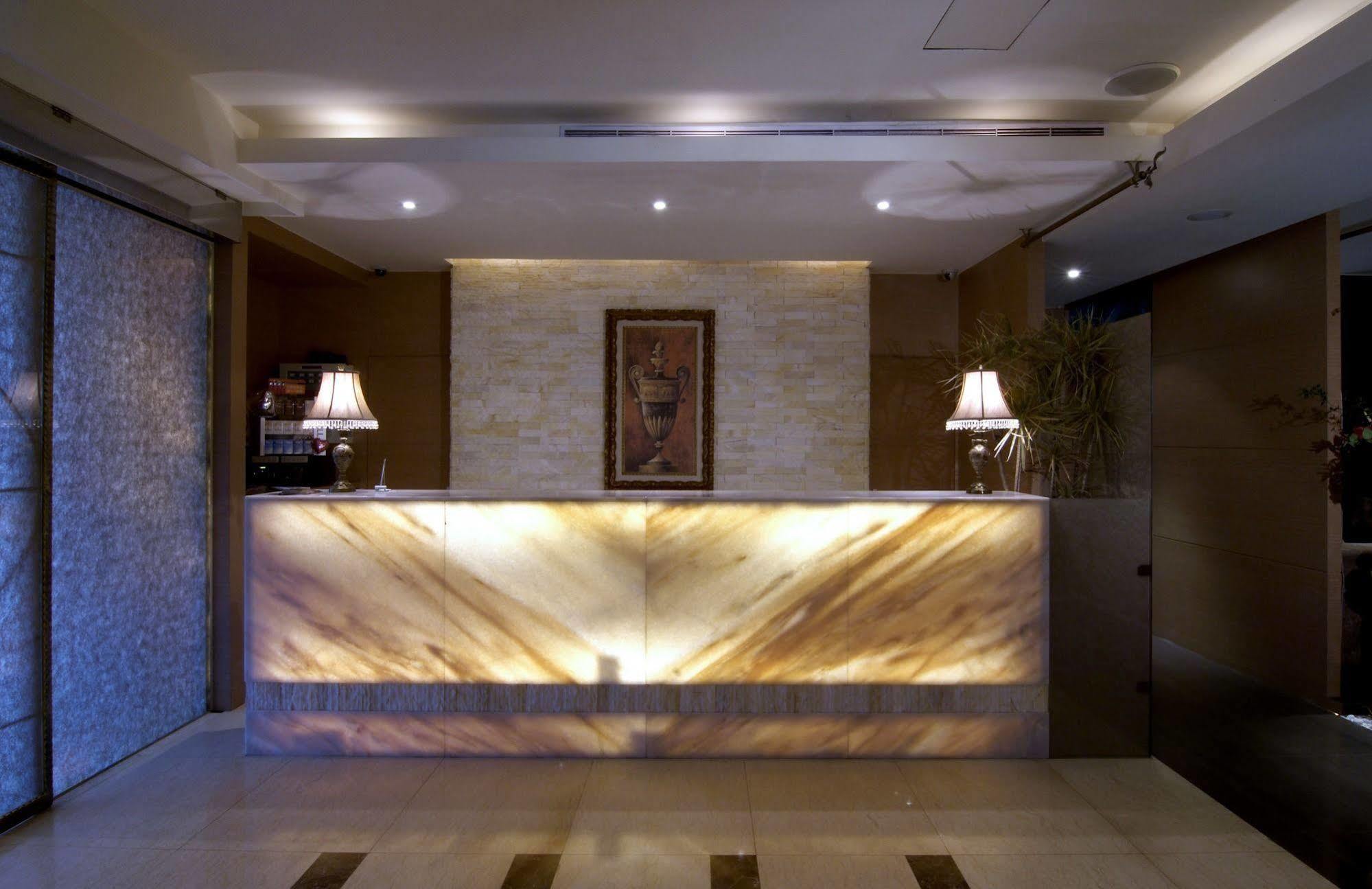 Taipei Lotty Hotel Екстериор снимка